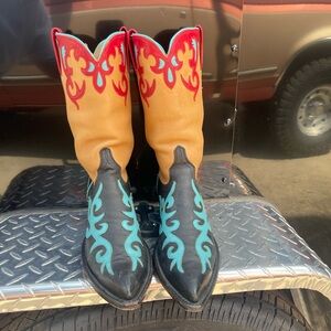 Lucchese Hollywood Rose